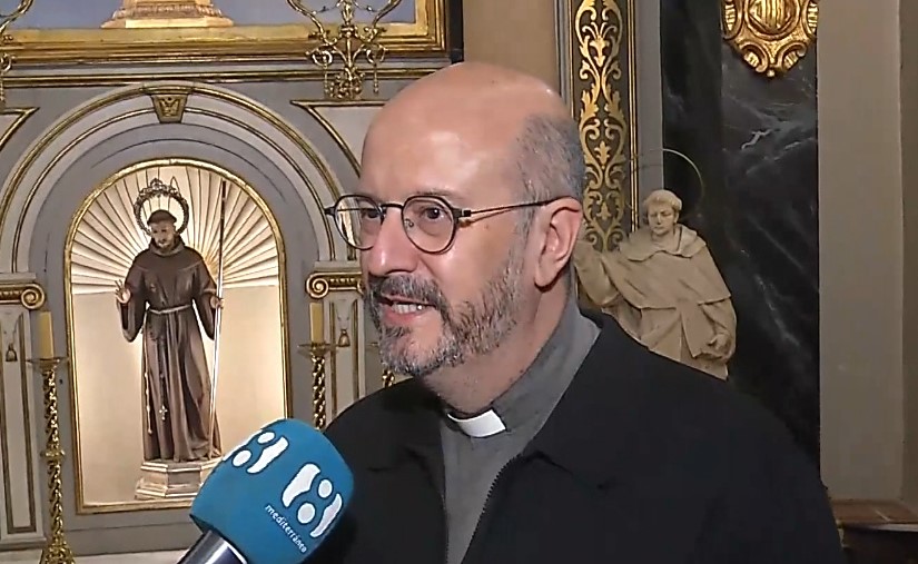 La Virgen de los Desamparados recibe la Insignia de Oro de la Villa de Paterna
