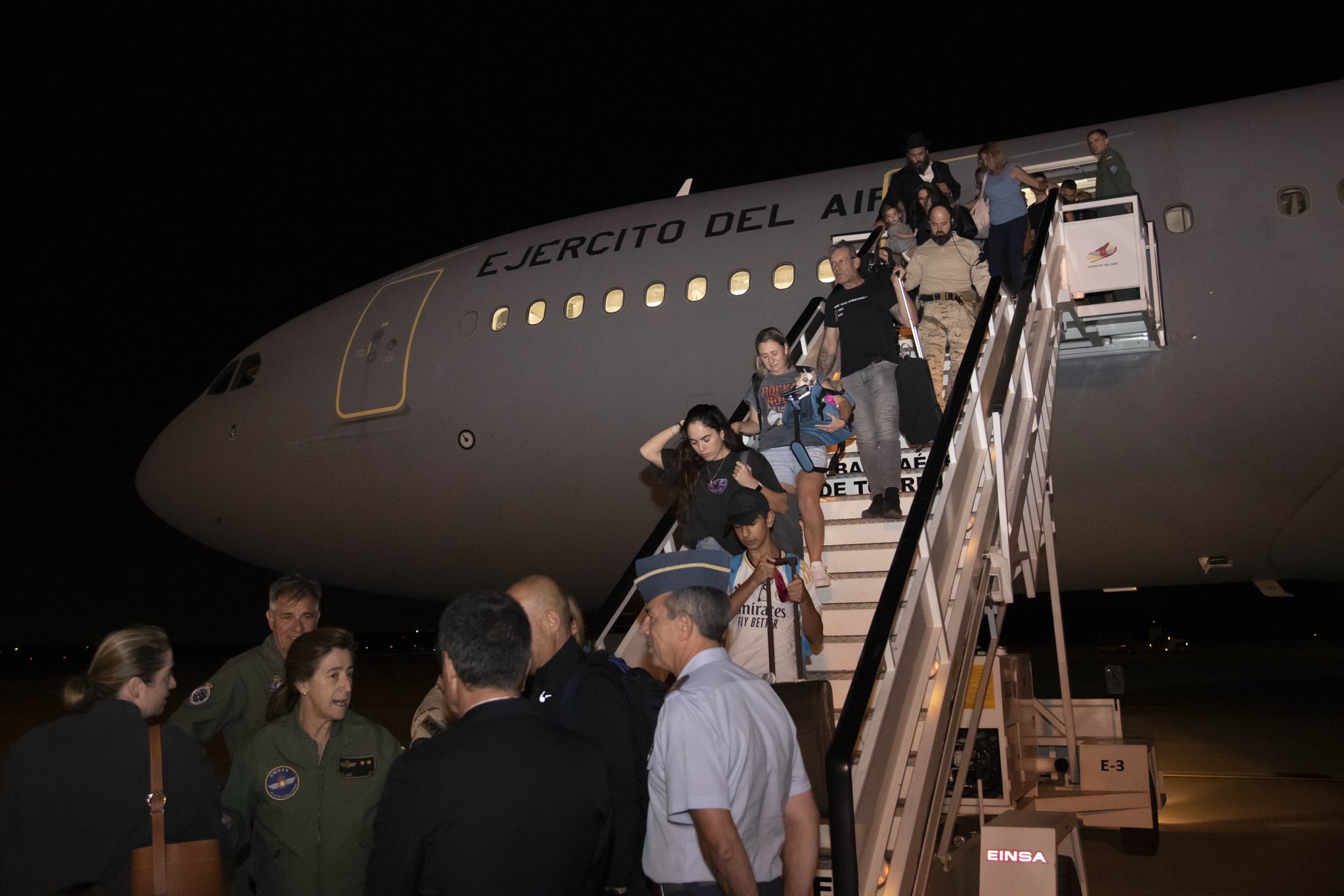 El Gobierno envía dos aviones militares a Israel para repatriar a 500 españoles atrapados
