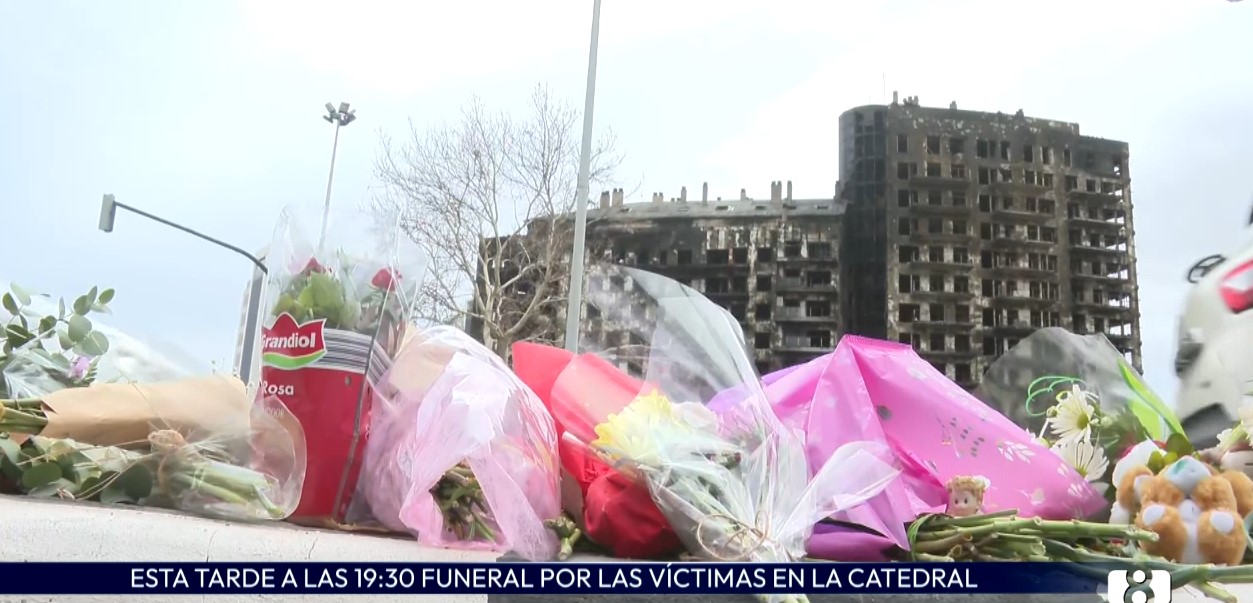 La Catedral de Valencia acoge la misa funeral por las víctimas del incendio de Campanar