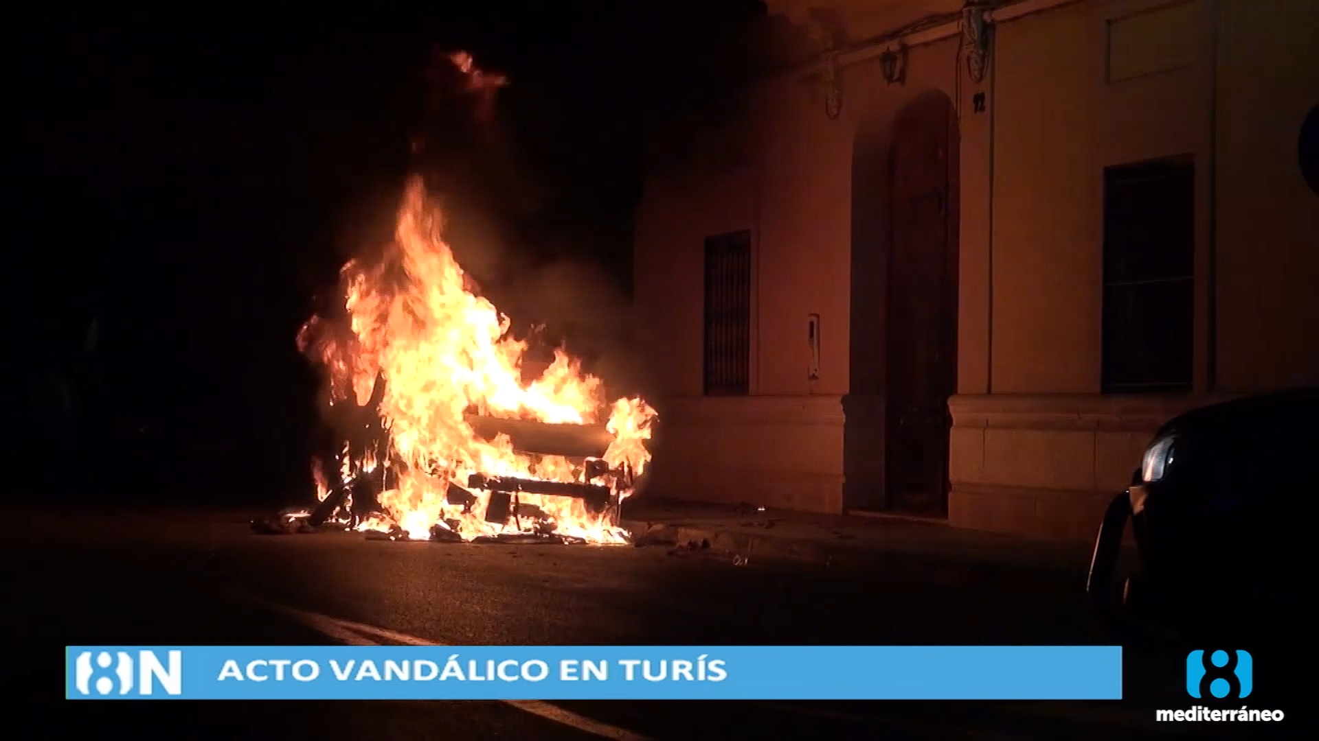 Un posible ajuste de cuentas acaba con un coche quemado en las fiestas de Turís