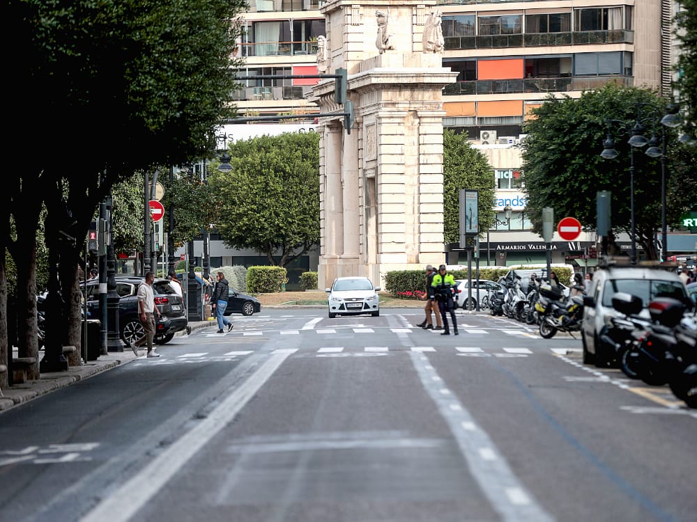 Los cambios en el tráfico ya han llegado a la calle Colón de Valencia