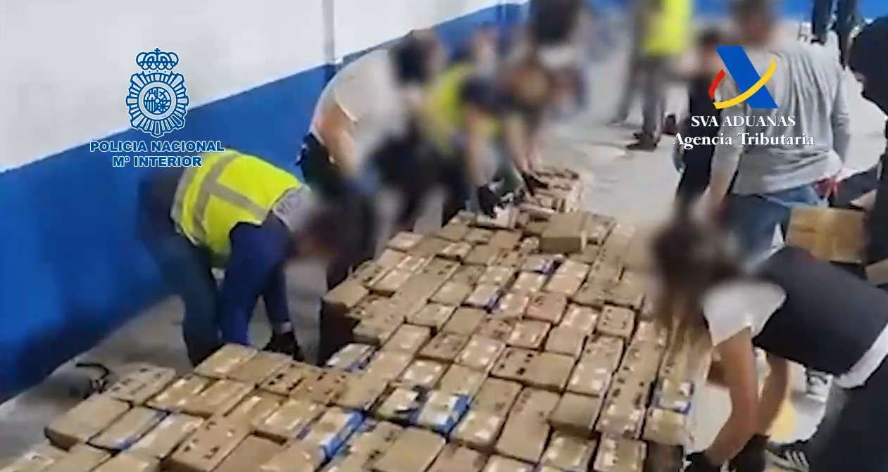 Dos golpes policiales logran la incautación récord de 11 toneladas de cocaína