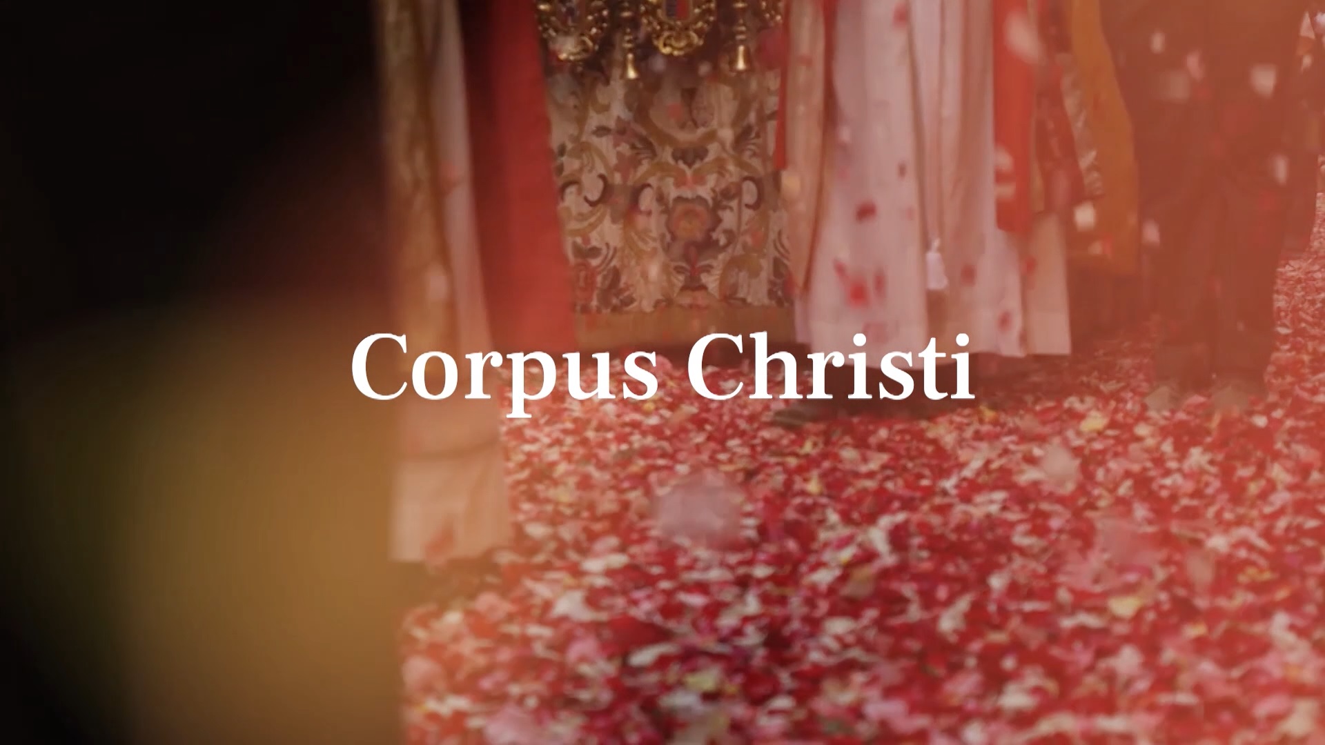 La lluvia no frena la celebración del Corpus Christi de Valencia