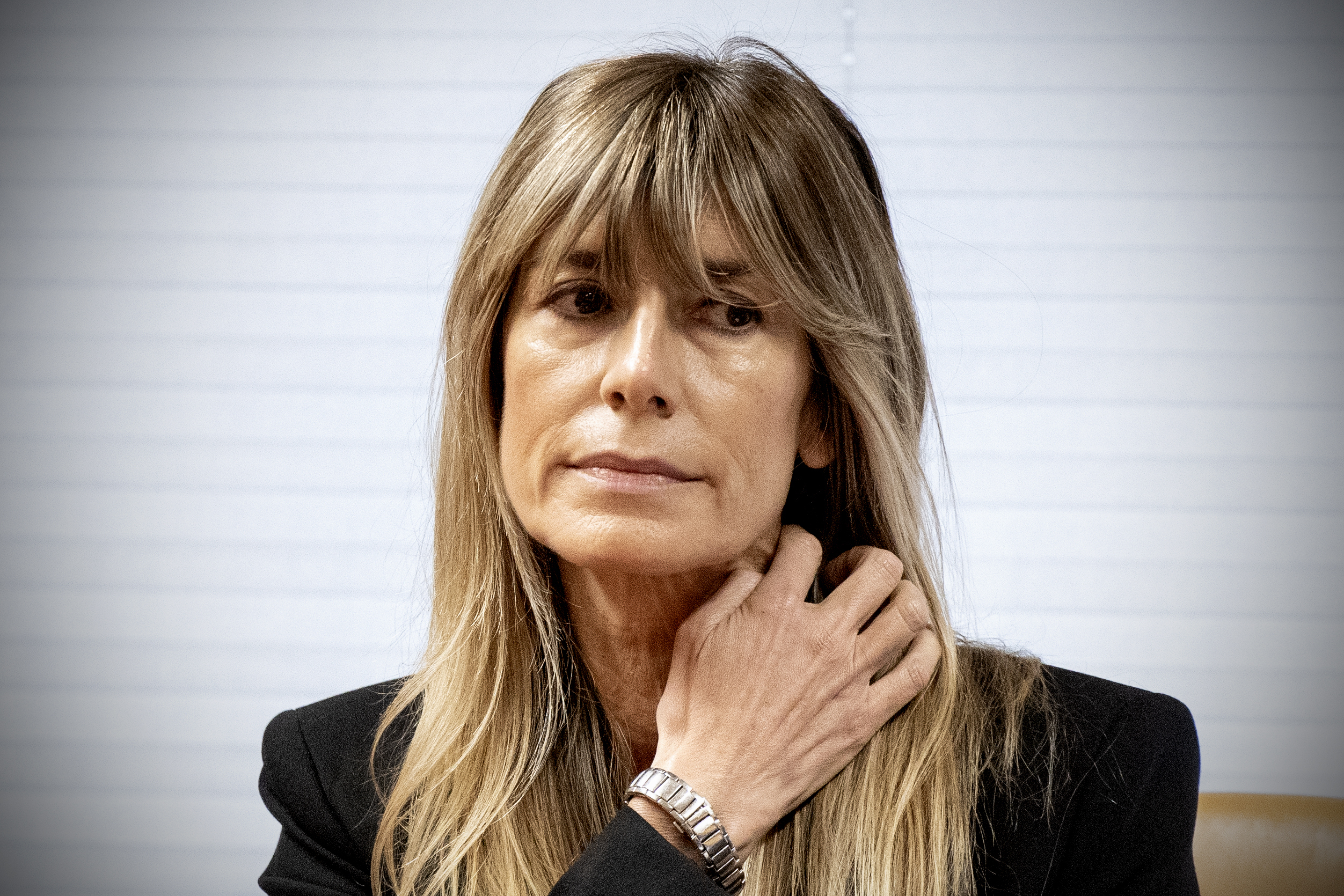 La Audiencia de Madrid decide el horizonte procesal de Begoña Gómez.