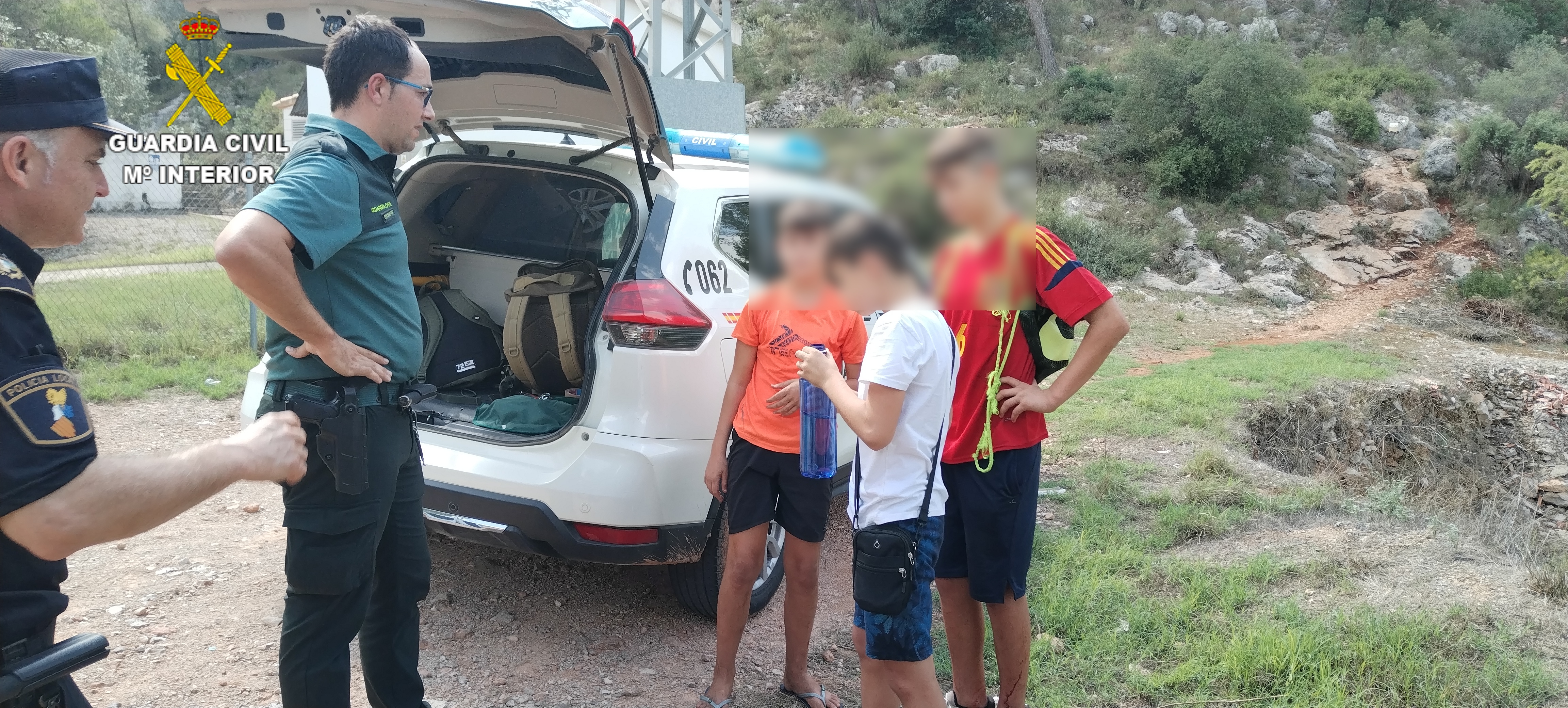  Rescatan a tres menores de edad heridos en la montaña de Genovés