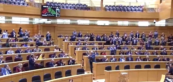 El Senado aprueba la reforma del Reglamento para dilatar la ley de amnistía