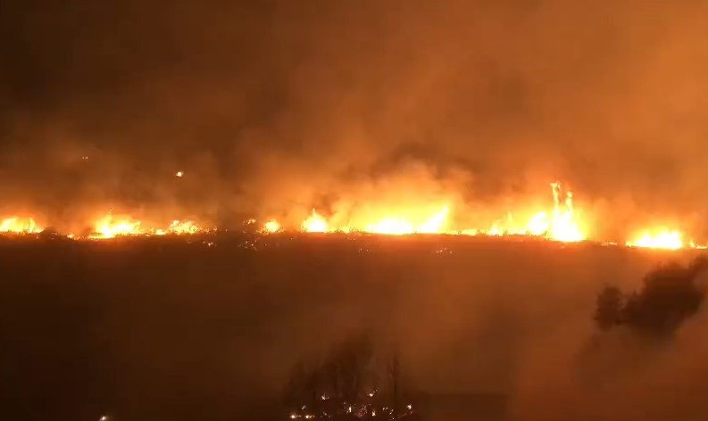 Declarado un nuevo incendio Forestal en Catadau; controlados los de Genovés y Barracas