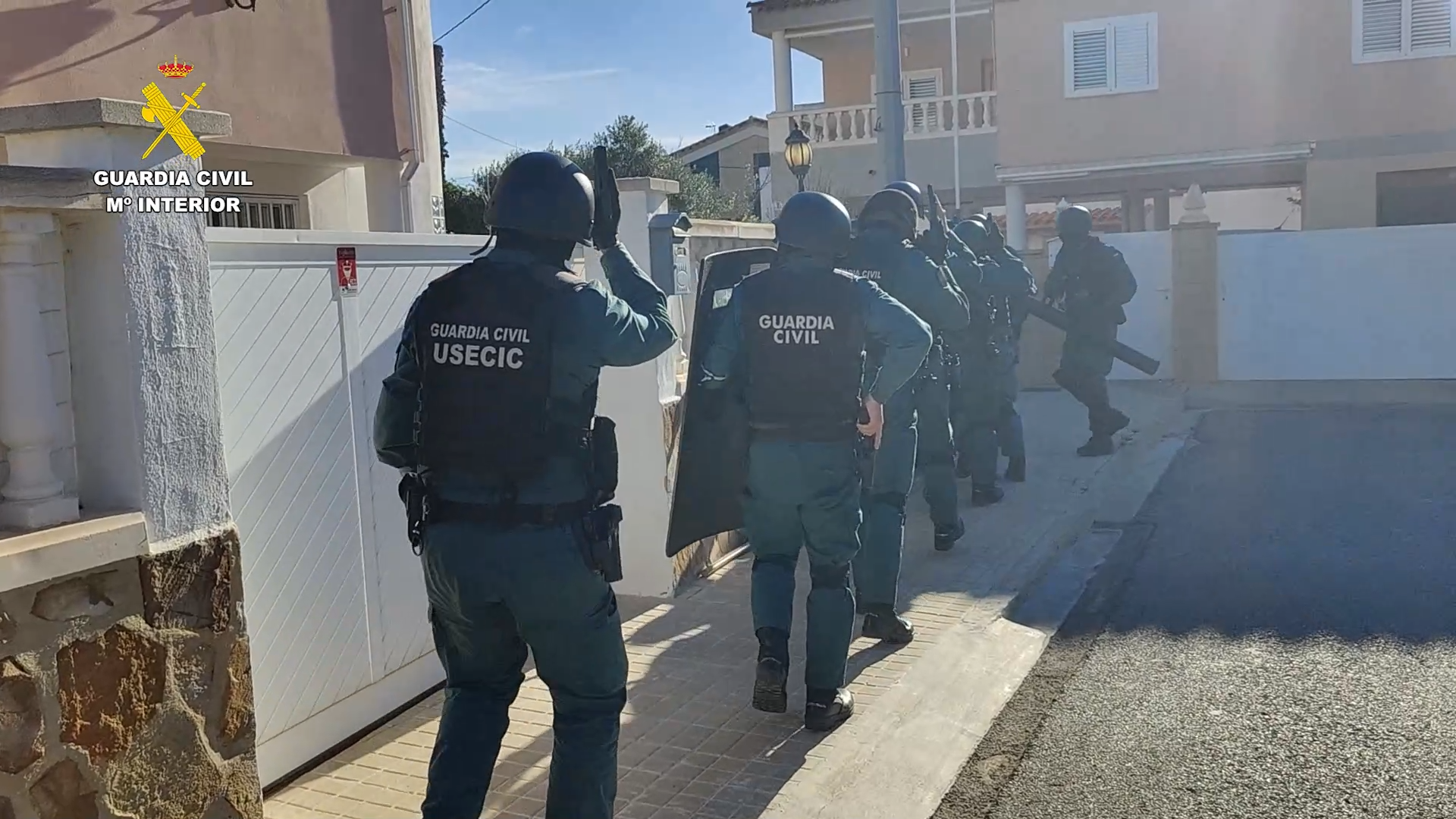 Cae en Valencia una banda dedicada al cultivo y elaboración de drogas