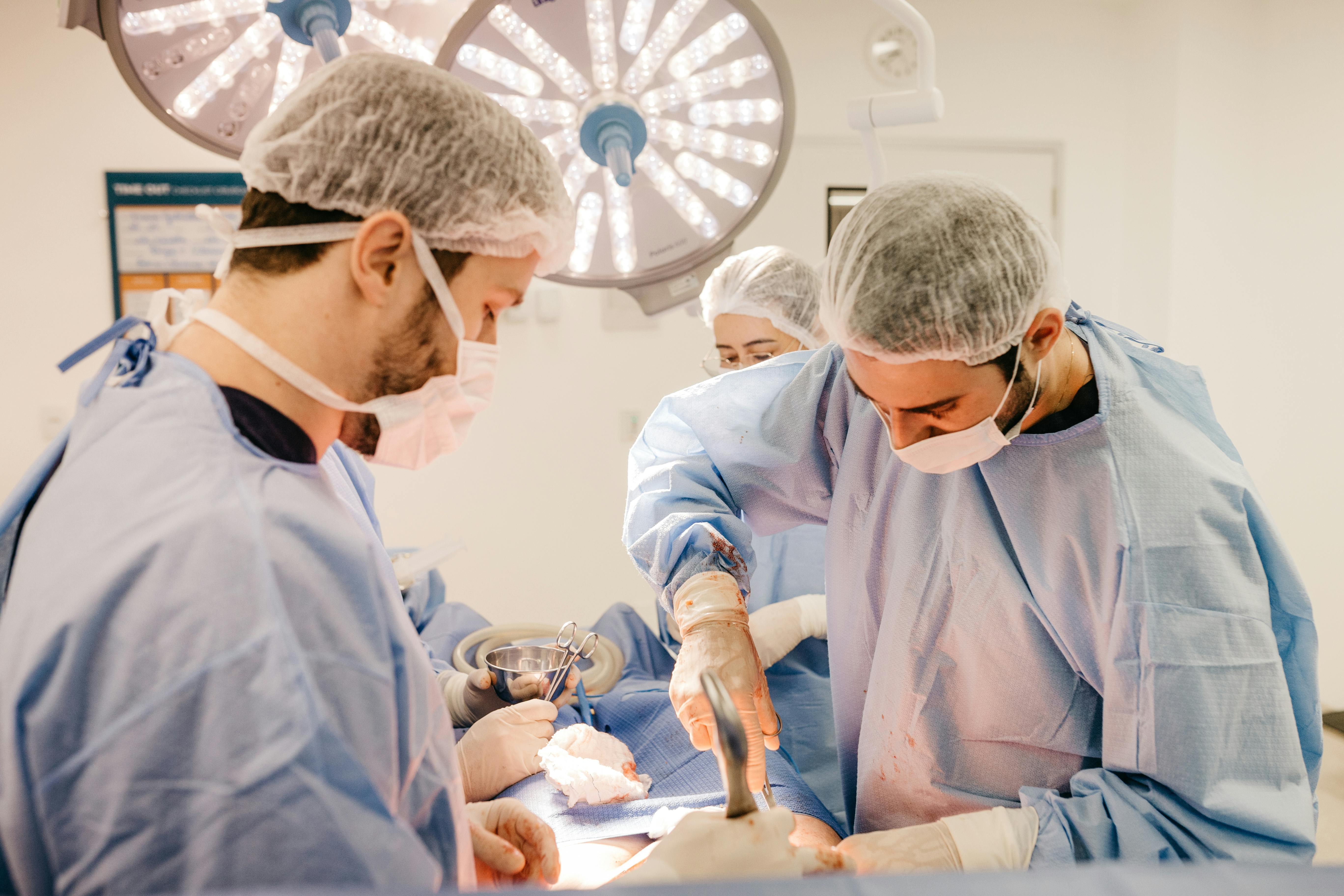 Los médicos convocan huelgas mensuales hasta junio en toda España contra el Estatuto Marco