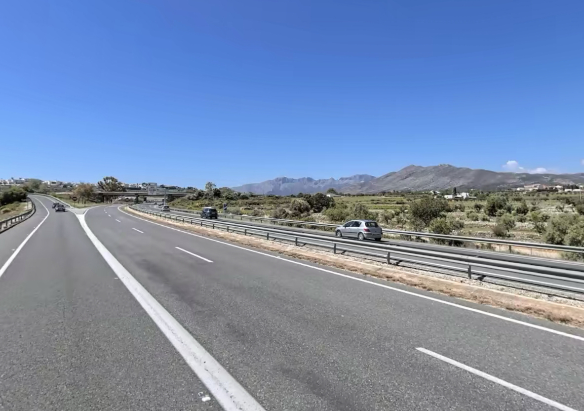 Dos fallecidos y dos heridos en un accidente de tráfico en la AP-7 en Senija