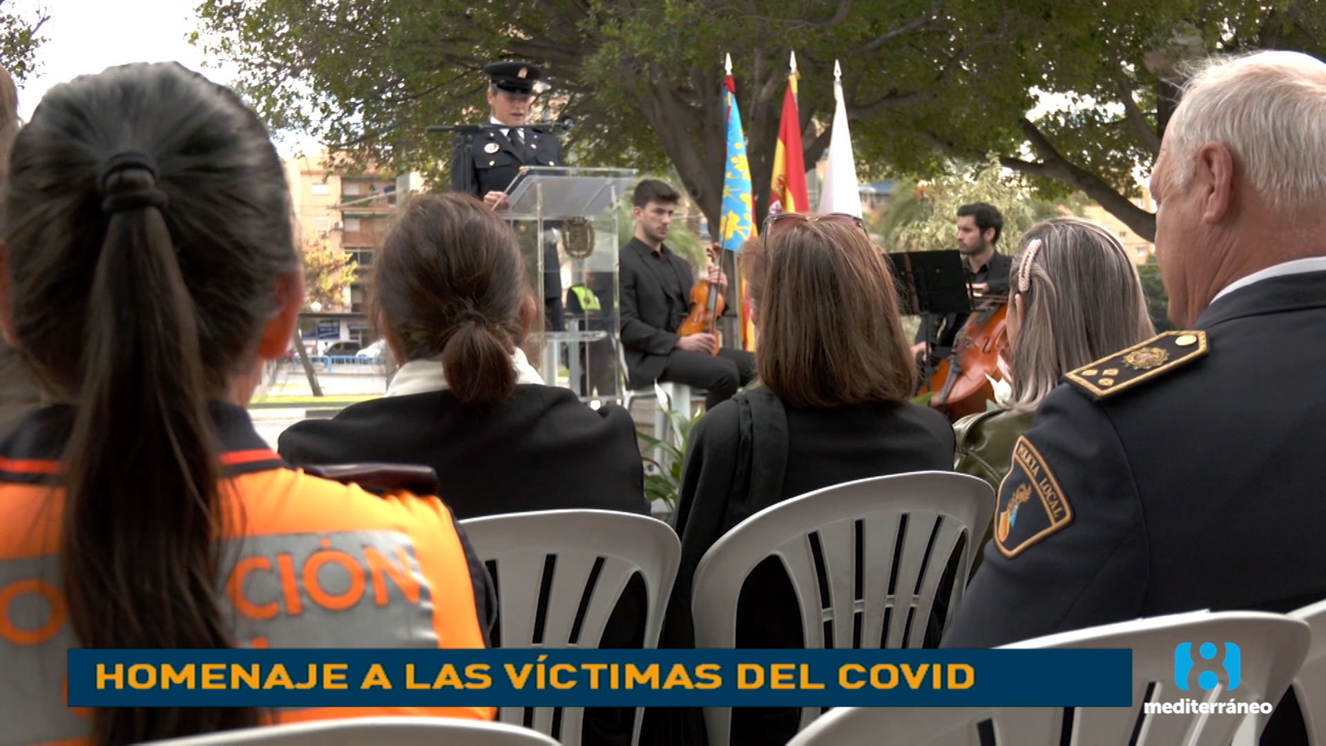 Sentido homenaje a las víctimas por Covid-19 en Alicante