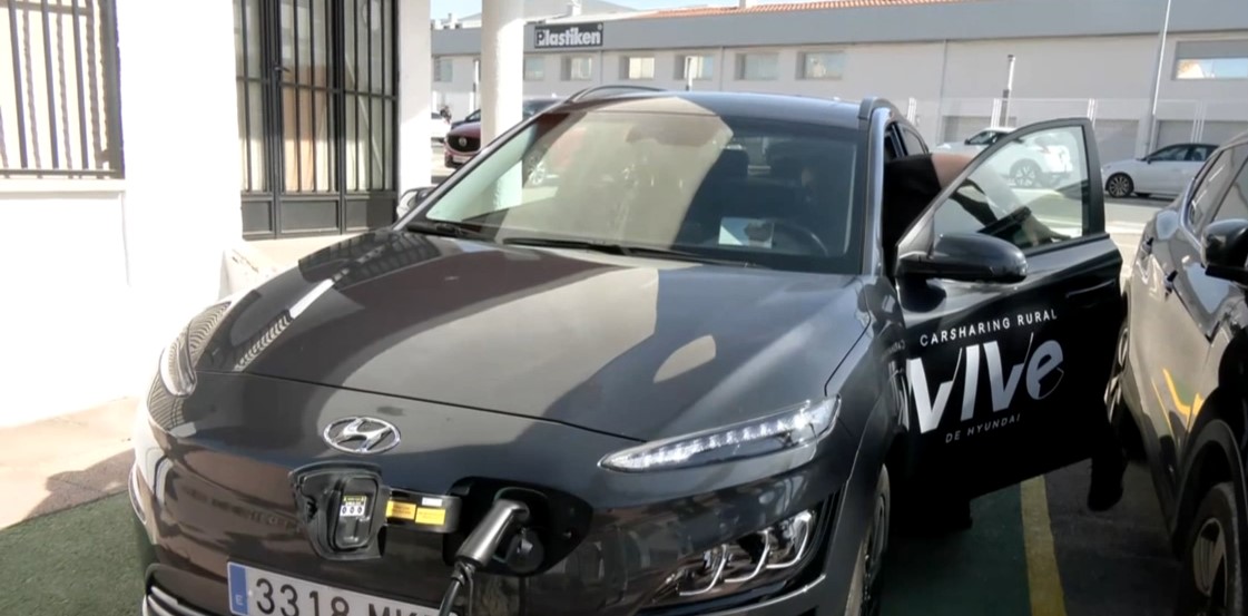 El Palomar pone un coche a disposición de sus vecinos ante los problemas de movilidad
