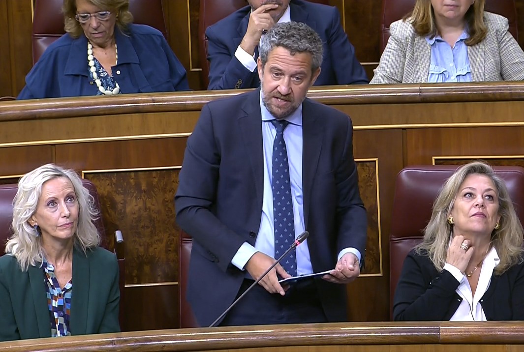 La reforma fiscal de Puig irrumpe en la sesión de control al Gobierno