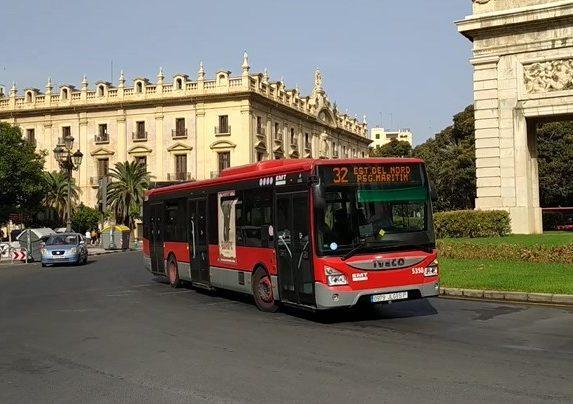 El transporte público será gratuito para los menores de 30 años