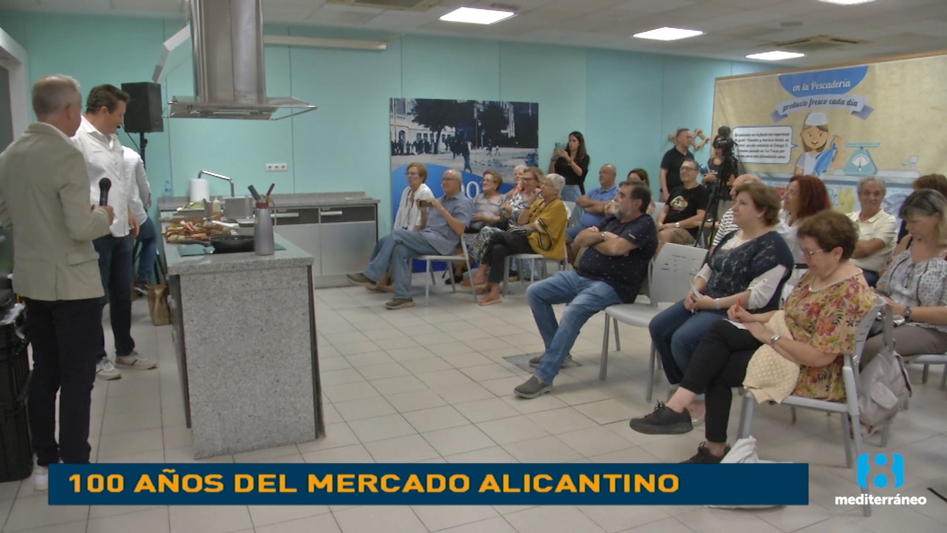 Kiko Moya cocina en directo con productos del Mercado Central de Alicante