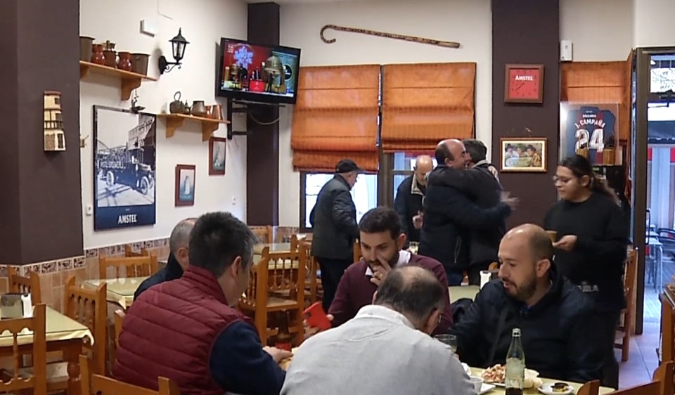 Así se ha vivido el sorteo de la Lotería en algunos locales de Valencia