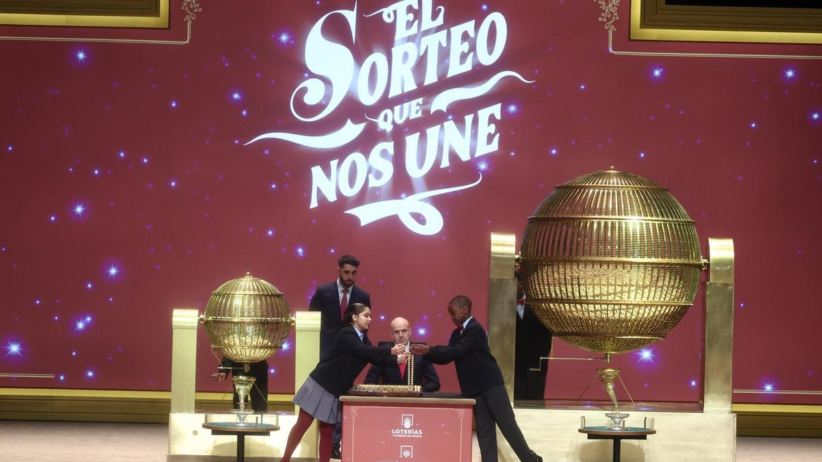 La Lotería de Navidad deja varios premios en Valencia, Alaquàs y Mislata