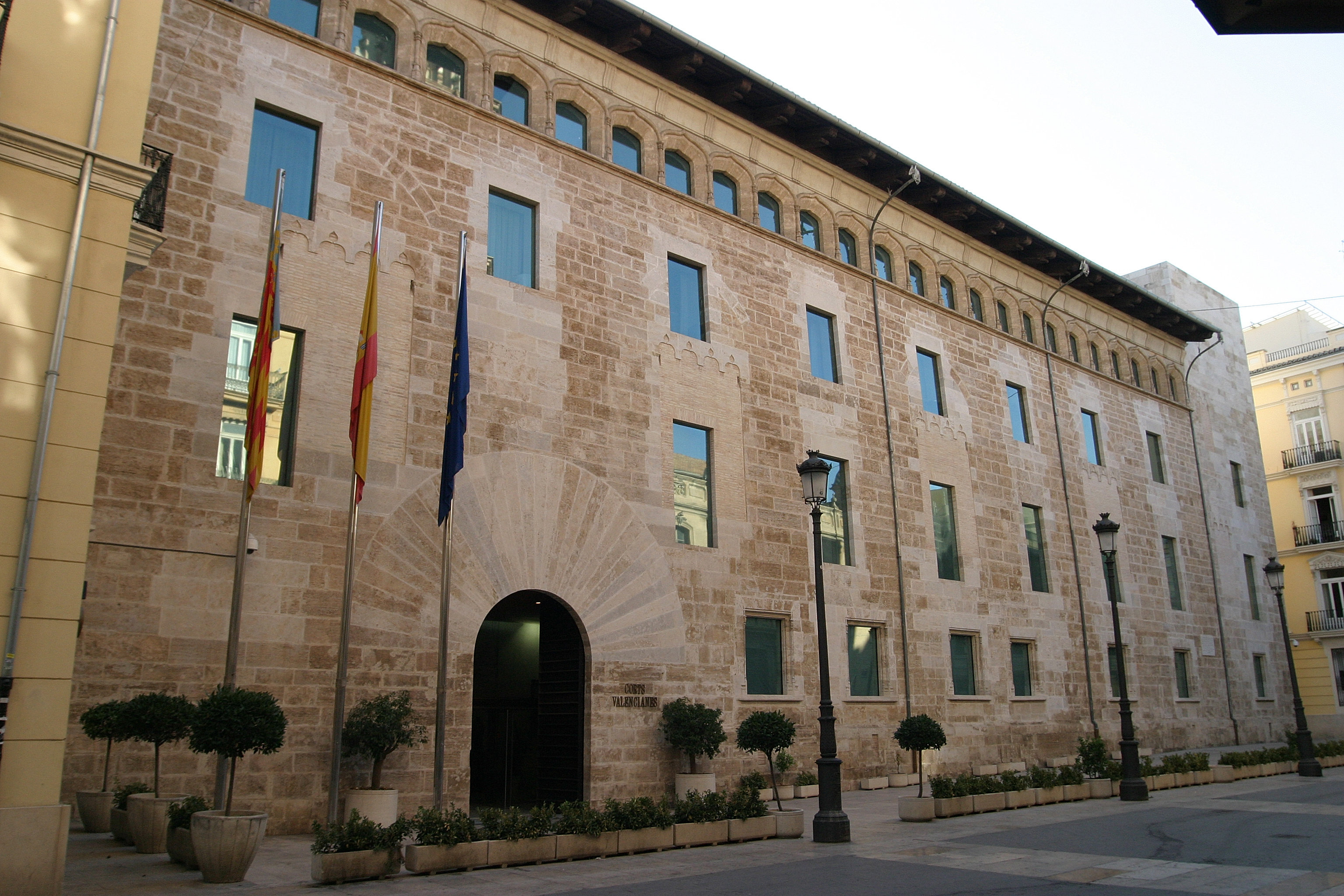 Santiago Abascal asistirá a la constitución de Les Corts el próximo lunes