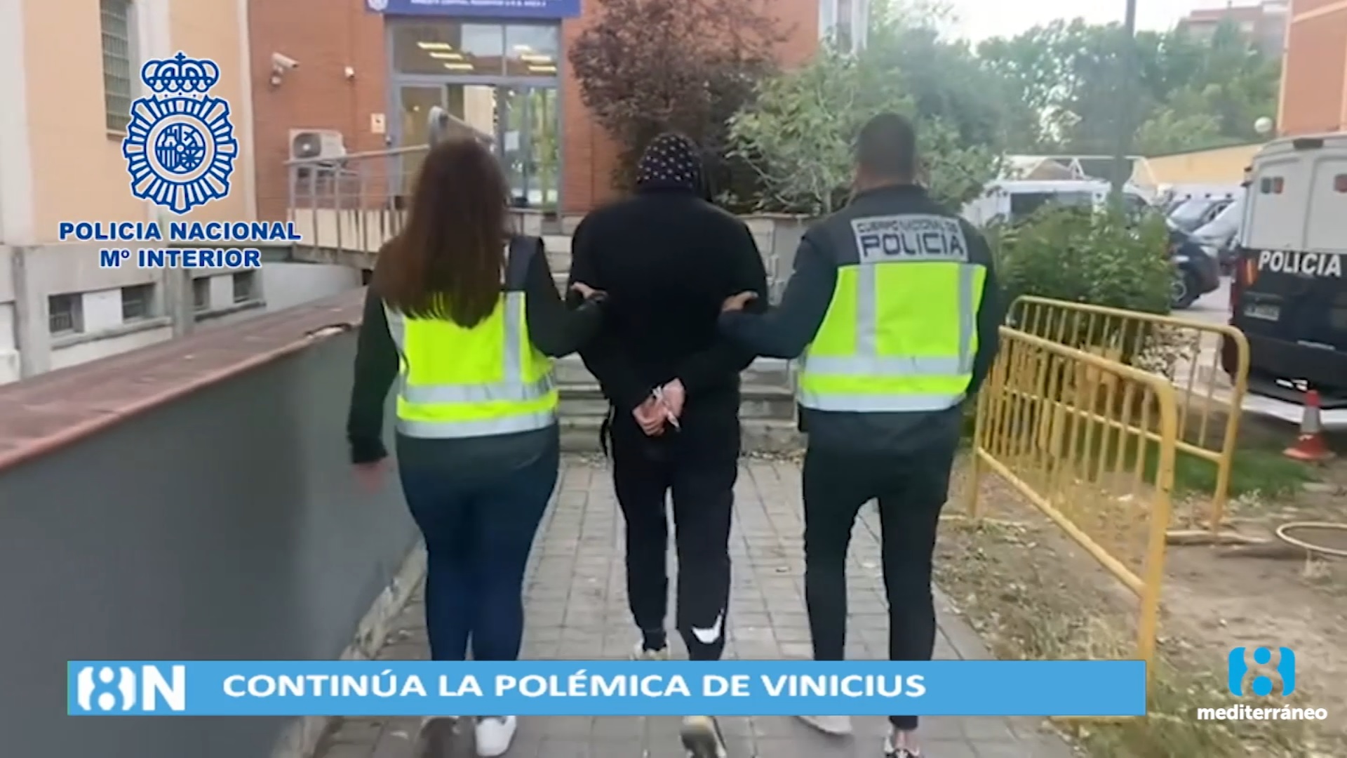 En libertad los tres detenidos por los insultos racistas a Vinicius en Mestalla