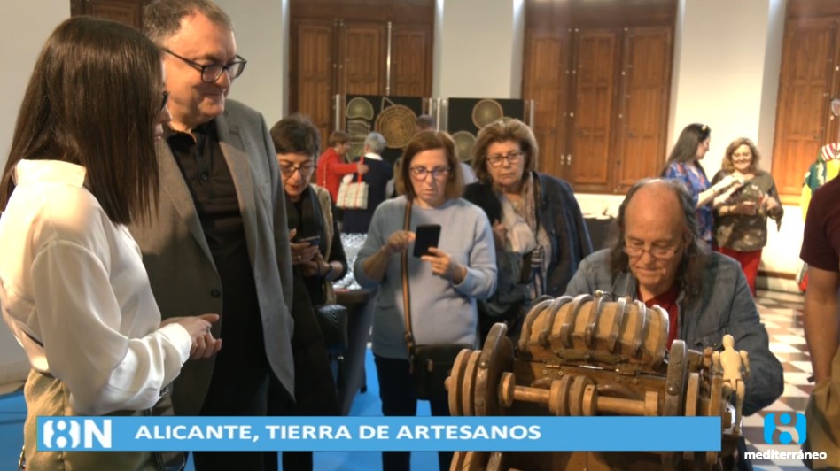 Alicante expone sus tradiciones y el trabajo de sus artesanos