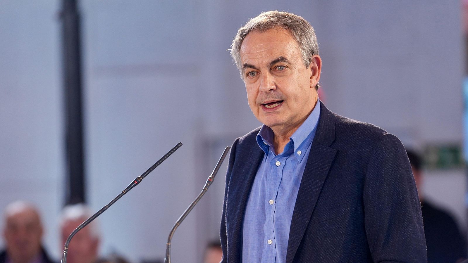 El juez ordena volcar todos los correos de Zapatero y sus hijas desde 2020