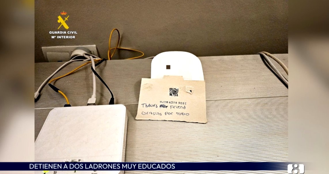 La nota que dejaron unos ladrones tras desvalijar 21 viviendas en Navajas y Sagunto