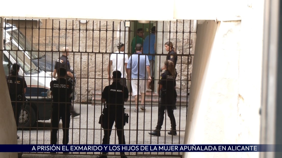 A prisión el exmarido y los dos hijos de la mujer apuñalada en Alicante