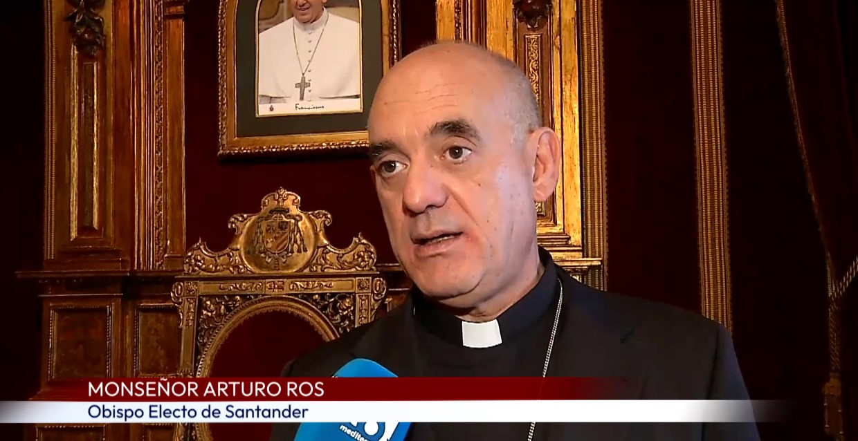 El Papa nombra a Arturo Ros obispo de Santander