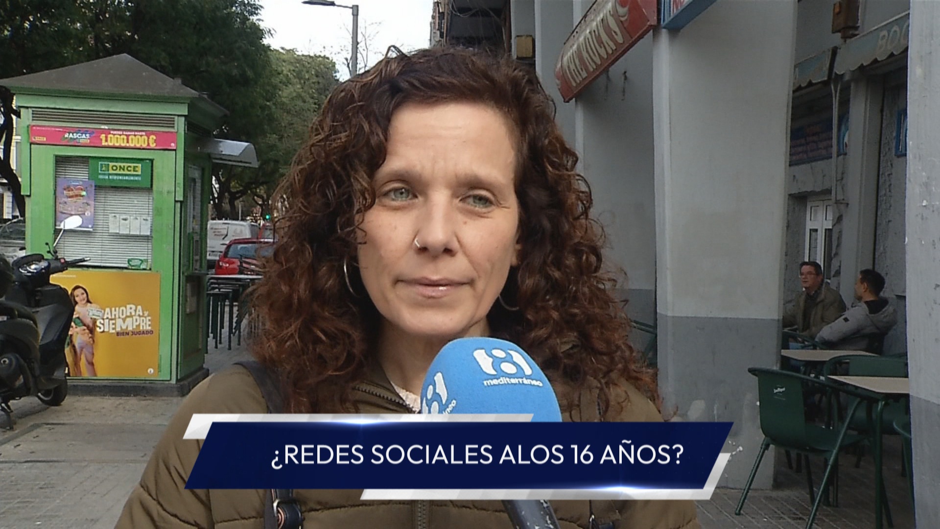 Preguntamos en la calle: ¿Prohibir las redes a menores de 16?