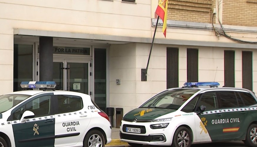 Prisión provisional para el hombre que intentó tirar por el balcón a su mujer en Alcoy