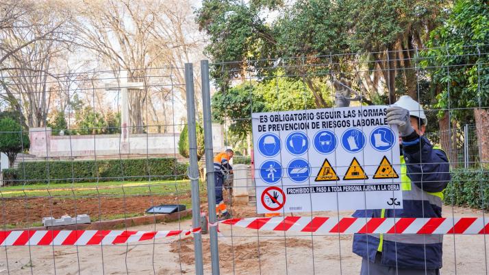 Castellón inicia las labores para retirar el monumento a los Caídos del parque Ribalta