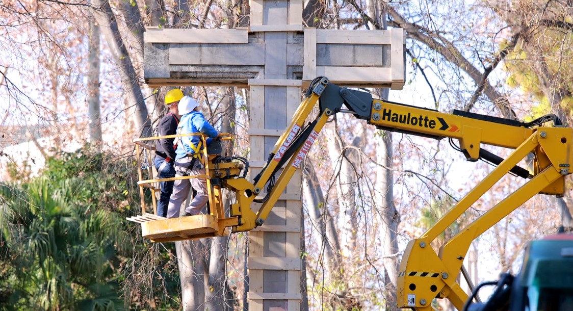 La cruz del parque Ribalta de Castellón ya es historia