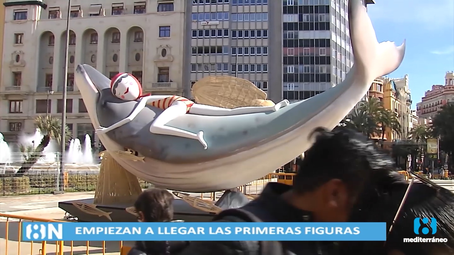 Las primeras figuras de las fallas ya están en las calles