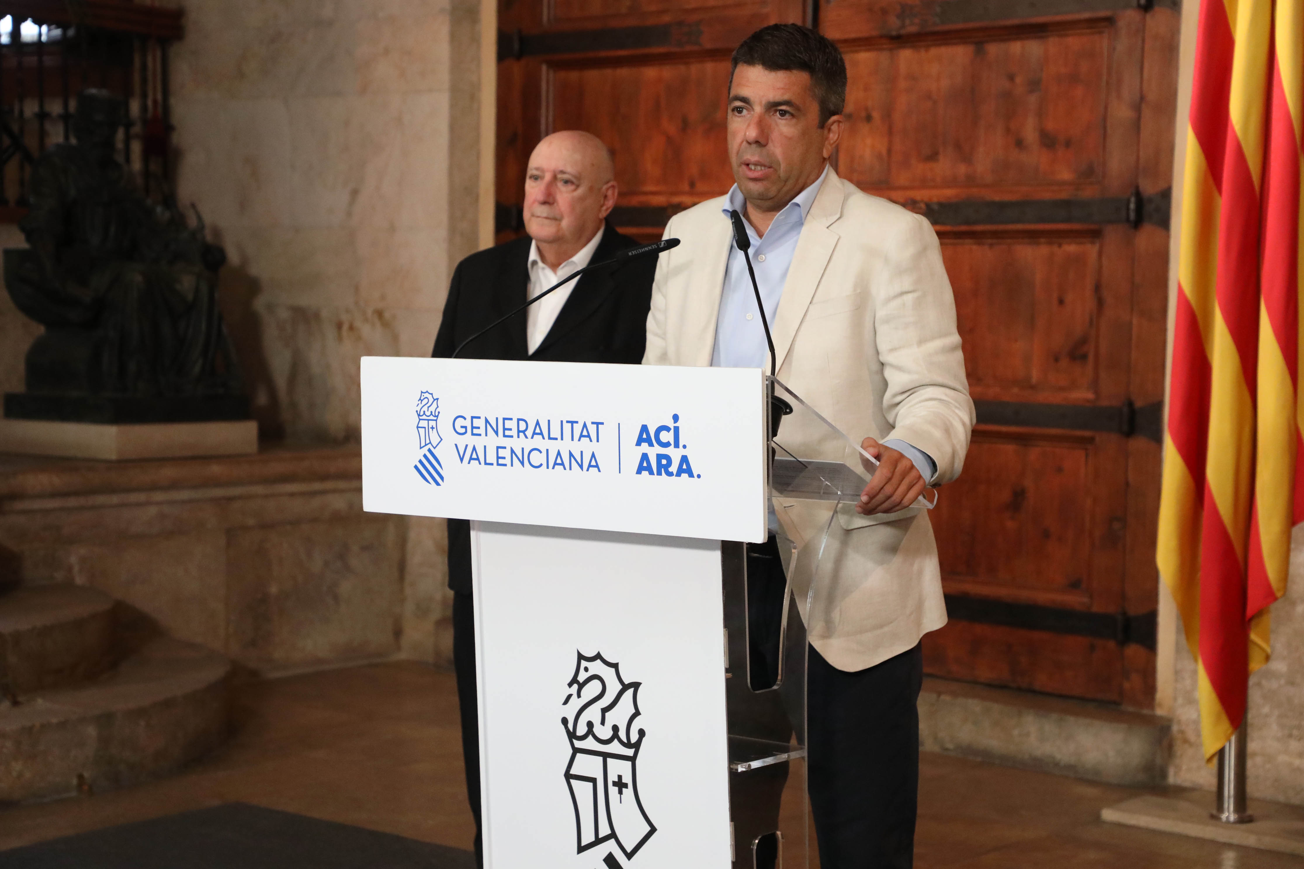 Mazón denuncia “el abandono del Gobierno” a los autónomos