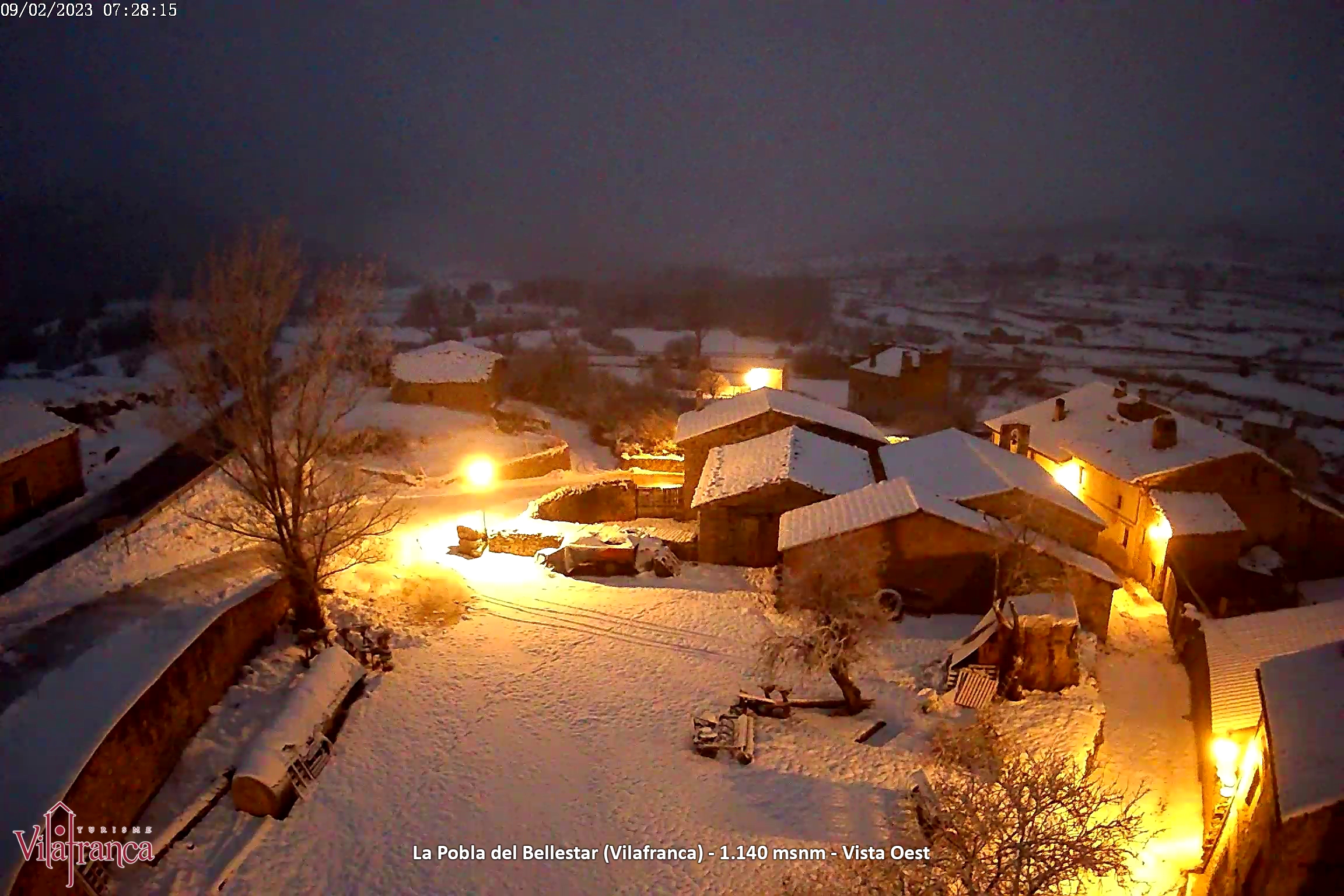 Tiempo frío, con intervalos nubosos y nevadas débiles