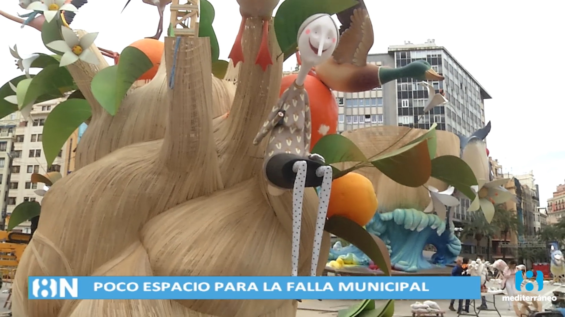 La falla del Ayuntamiento, obligada a reestructurarse ante la falta de espacio